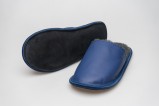 slippers with black wool